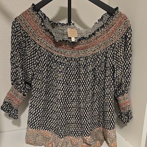 Vanessa Virginia Navy and Coral Patterned Women's Top